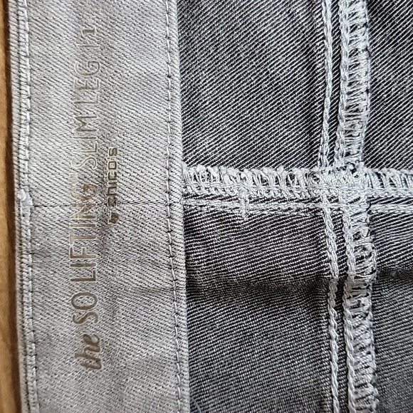 Women's Chico's So Lifting Slim Leg Jeans, Gray, Size 1 = U.S. M/ 8 Preowned EUC - Picture 9 of 12